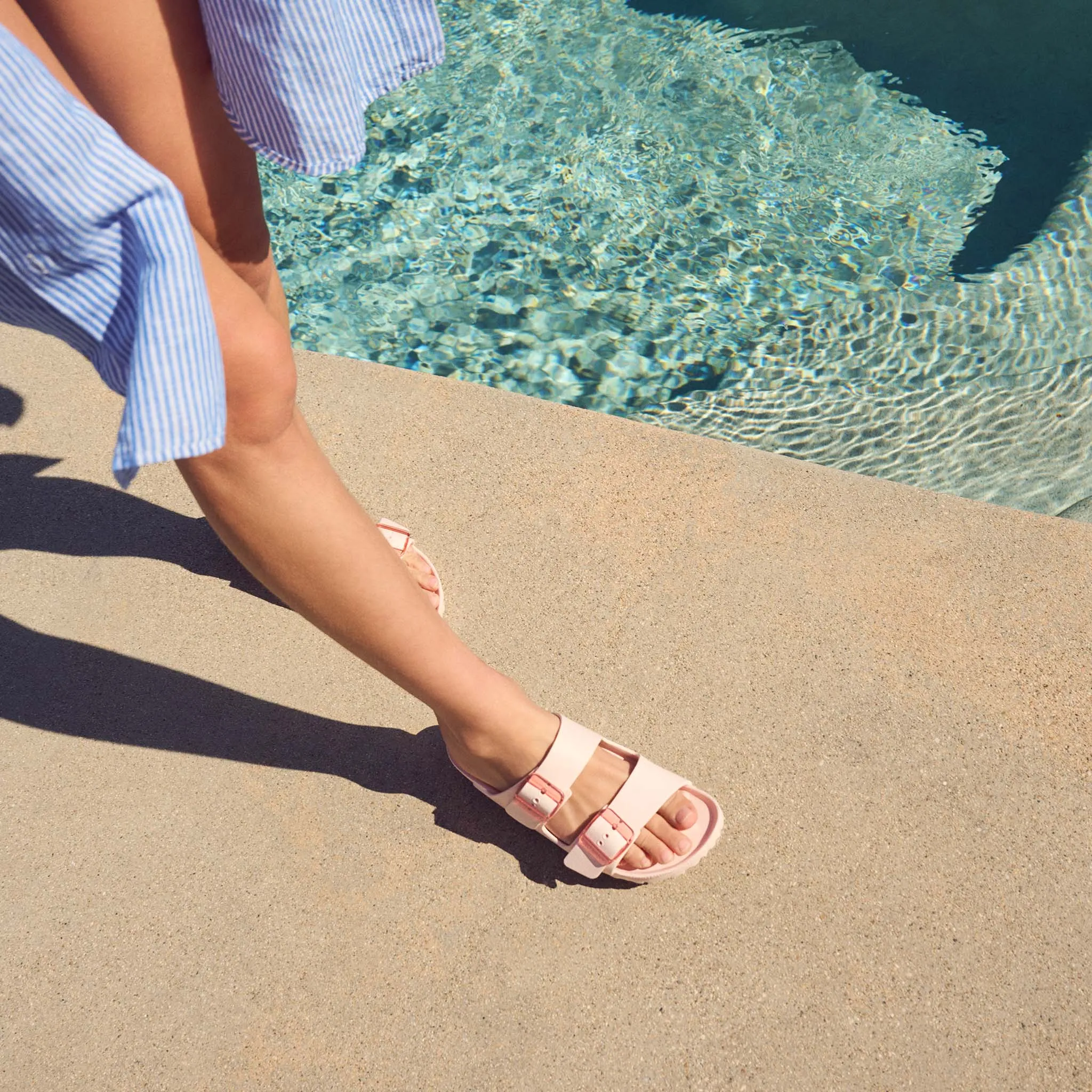 Arizona Stealth Eva Sandals in Rose