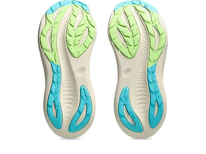 Asics Women's Gel-Nimbus 27 TR Sneaker in Nature Bathing/Guava