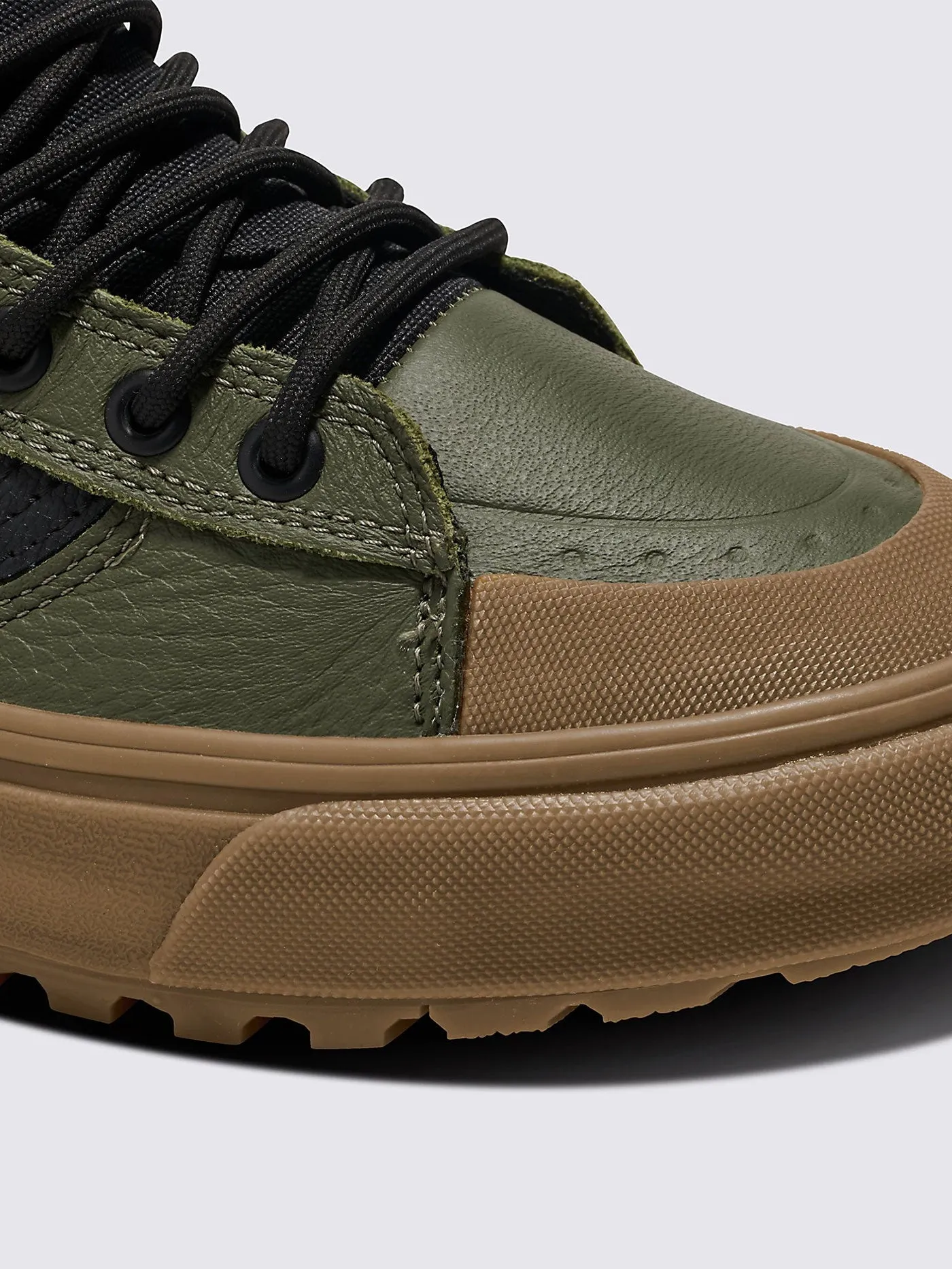 MTE Sk8-Hi Waterproof Grape Leaf/Gum Shoes
