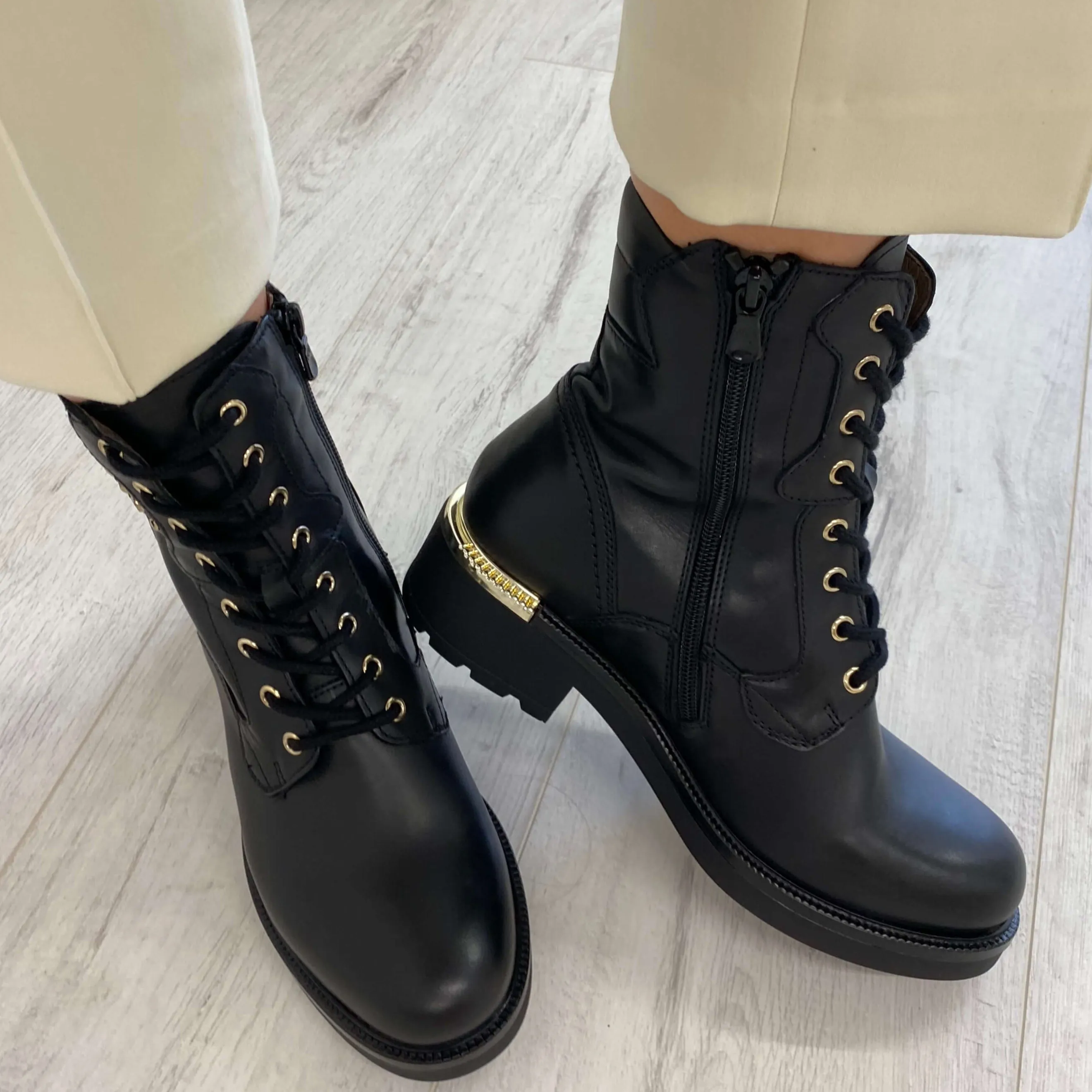 NeroGiardini Black Leather Lace Up Boots