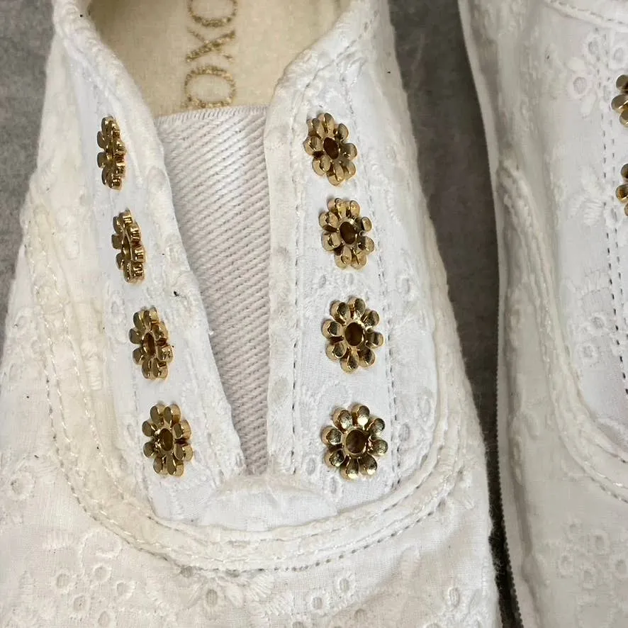 XOXO Women's White Azie Eyelet Slip-On Laceless Sneakers SZ 6.5